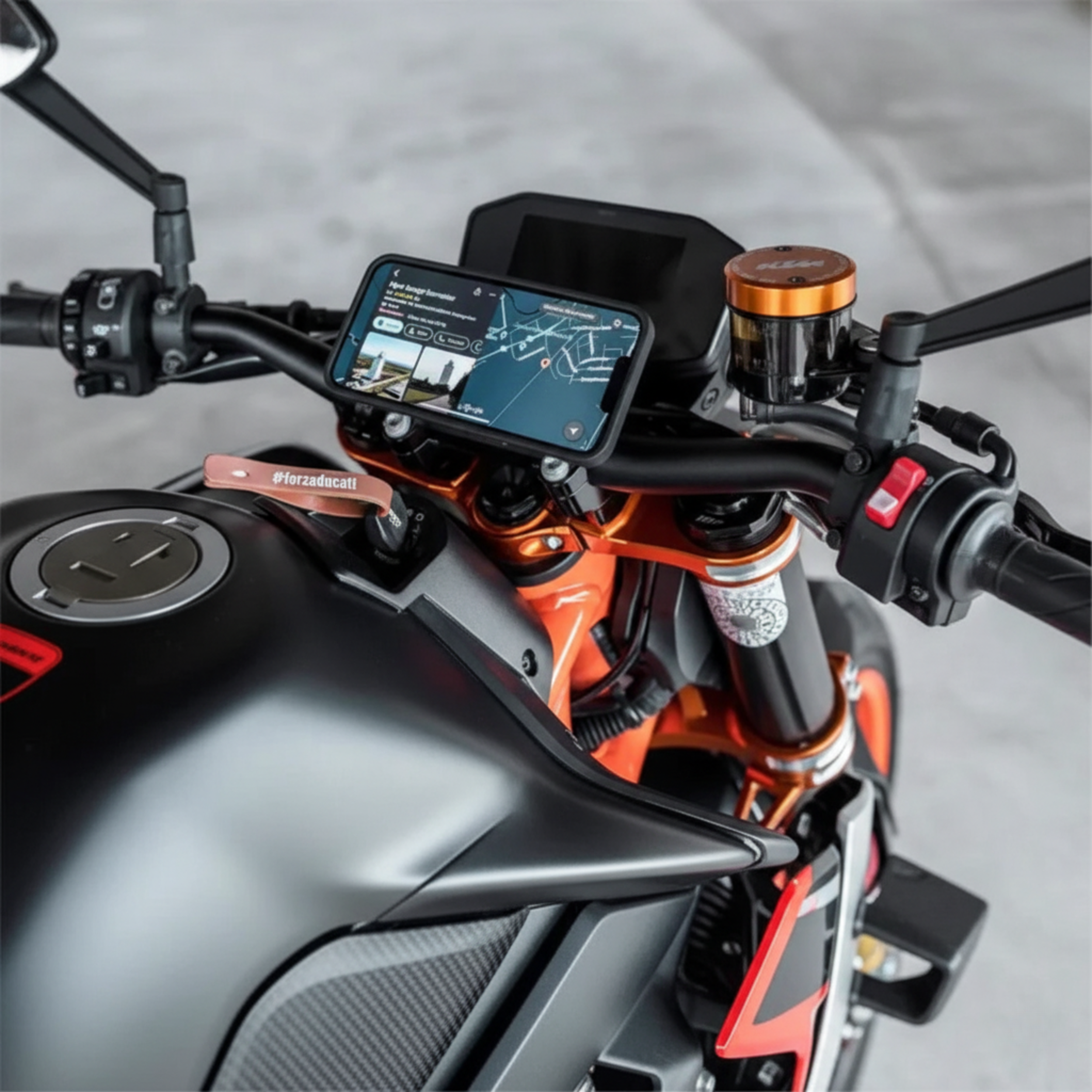 Support de téléphone pour guidon de moto